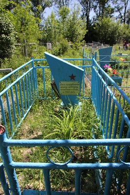 Братская могила двух советских воинов, погибших в боях с фашистскими захватчиками